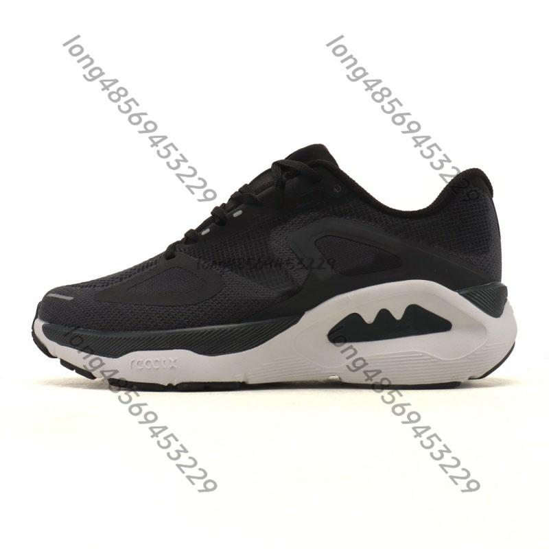 2026 Structure PLUS Casual Running Shoes White Metallic Summit White Sneaker Casual shoe range in